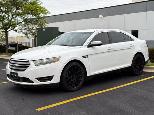 2015 Ford Taurus SEL