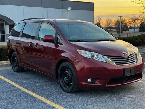 2011 Toyota Sienna XLE
