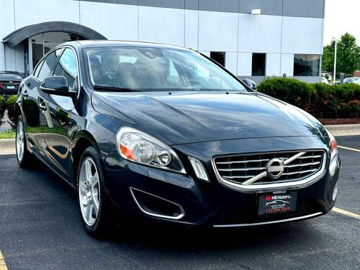 Savile Gray Metallic 2013 Volvo S60 T5