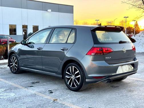 2015 Volkswagen Golf Auto TSI SE