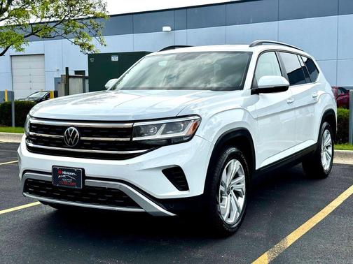 Pure White 2022 Volkswagen Atlas 3.6L SE w/Technology