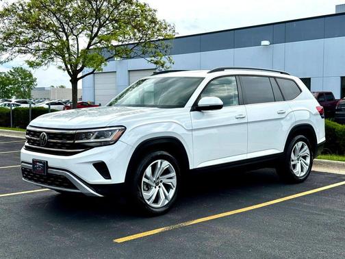 Pure White 2022 Volkswagen Atlas 3.6L SE w/Technology