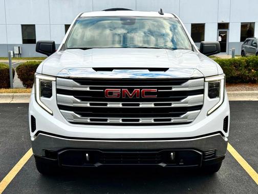 2024 GMC Sierra 1500 Pro