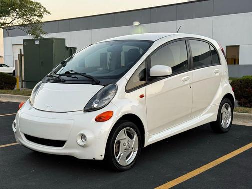 2014 Mitsubishi i-MiEV ES