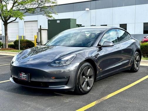 Grey 2023 Tesla Model 3 Standard Range