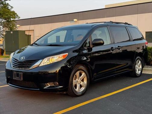 2011 Toyota Sienna LE