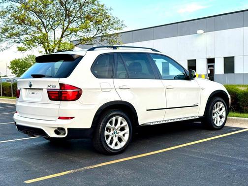 Alpine White 2012 BMW X5 xDrive 35i Sport Activity