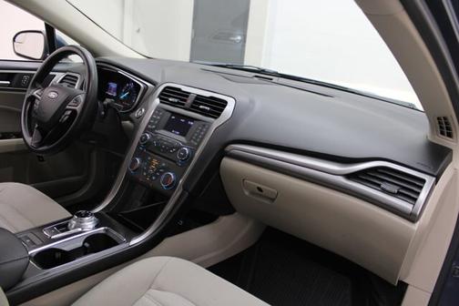 BLUE 2018 Ford Fusion SE