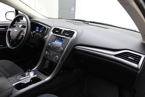 SHADOW BLACK 2018 Ford Fusion SE