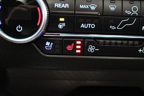 AGATE BLACK METALLIC 2019 Ford Expedition LIMITED