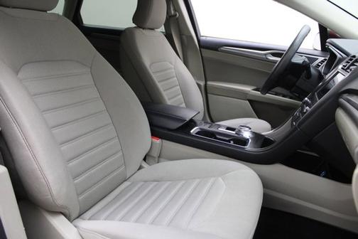 RUBY RED TINTED CLEARCOAT 2019 Ford Fusion SE
