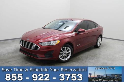 RUBY RED TINTED CLEARCOAT 2019 Ford Fusion SE