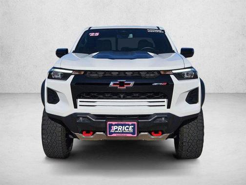 Summit White 2025 Chevrolet Colorado ZR2