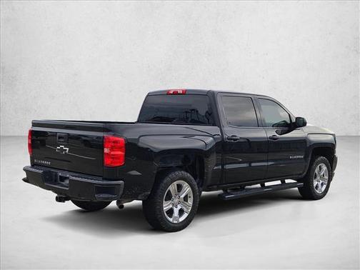 2018 Chevrolet Silverado 1500 Custom