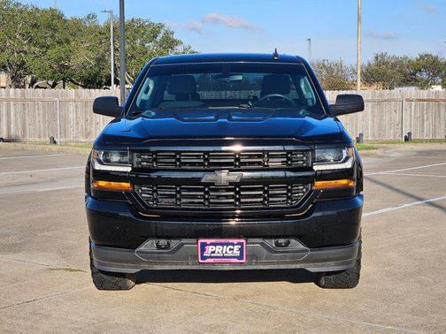 2018 Chevrolet Silverado 1500 Custom