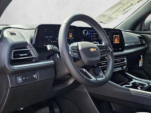 Sterling Gray Metallic 2026 Chevrolet Traverse LT