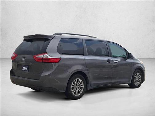Predawn Gray Mica 2017 Toyota Sienna XLE