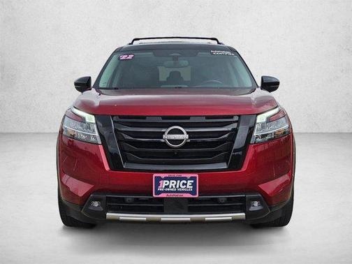 Scarlet Ember Tintcoat/Super Black 2022 Nissan Pathfinder SL 2WD