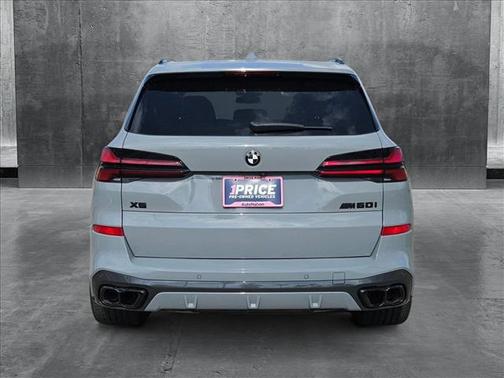 2024 BMW X5 M60i
