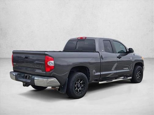2017 Toyota Tundra SR5