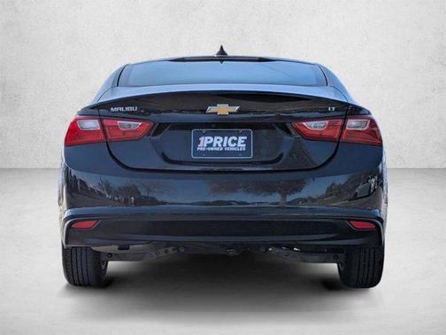 Dark Ash Metallic 2023 Chevrolet Malibu FWD 1LT