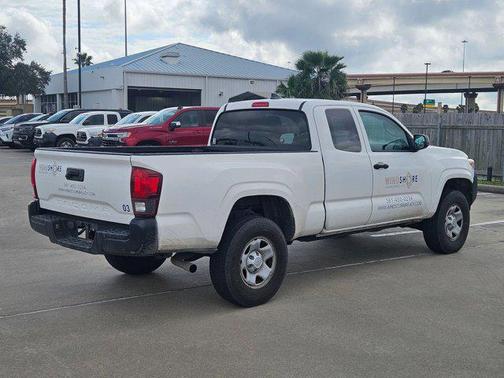 2019 Toyota Tacoma SR