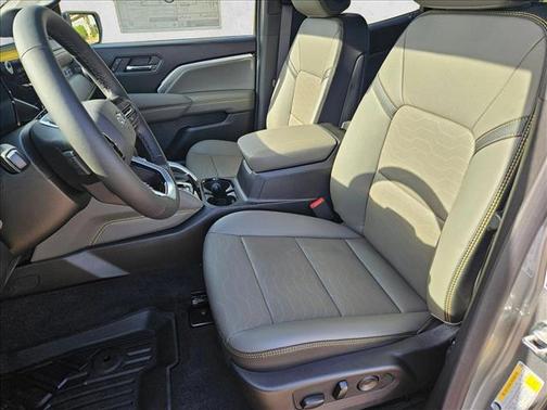 Black 2026 Chevrolet Colorado Z71