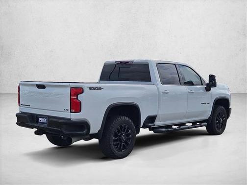 Summit White 2025 Chevrolet Silverado 2500 LTZ
