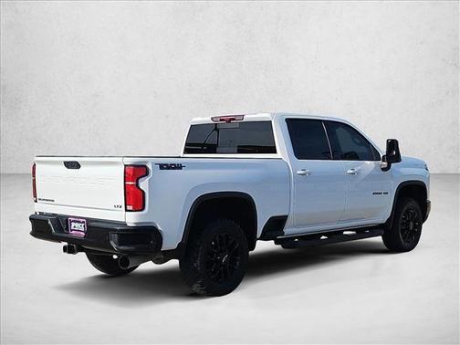 Summit White 2025 Chevrolet Silverado 2500 LTZ