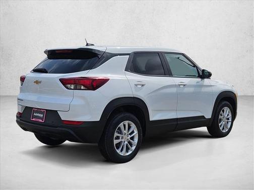 Summit White 2026 Chevrolet Trailblazer LS