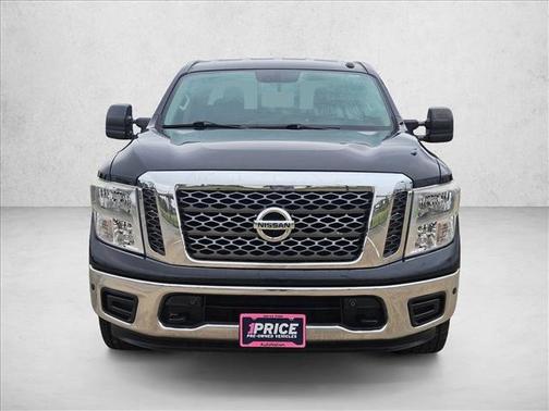 2018 Nissan Titan SV