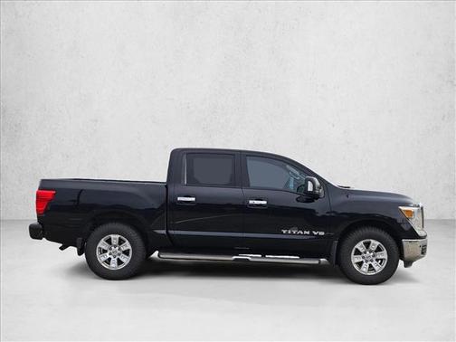 2018 Nissan Titan SV
