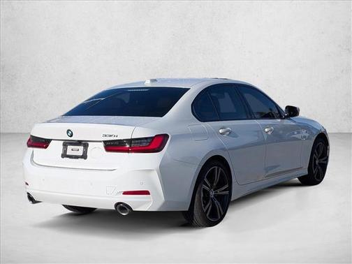 2023 BMW 330 330i