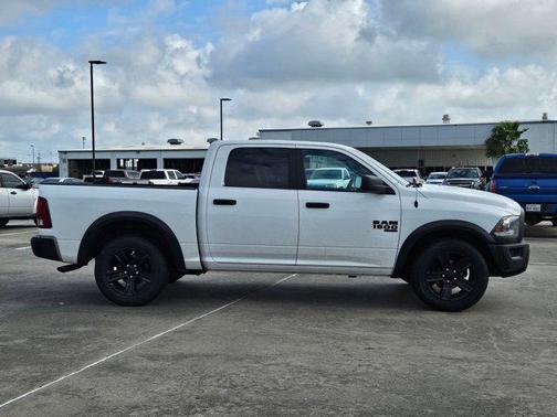 Bright White Clearcoat 2024 RAM 1500 Classic Warlock Crew Cab 4x2 5'7' Box