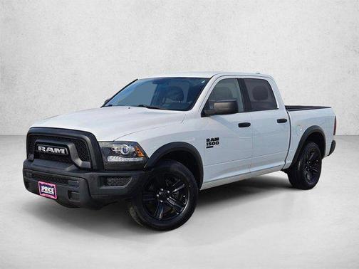 Bright White Clearcoat 2024 RAM 1500 Classic Warlock Crew Cab 4x2 5'7' Box