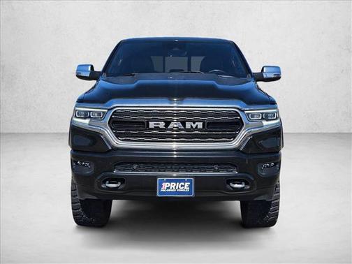 Diamond Black Crystal Pearlcoat 2023 RAM 1500 Limited