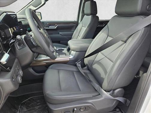 Summit White 2026 Chevrolet Silverado 1500 LT