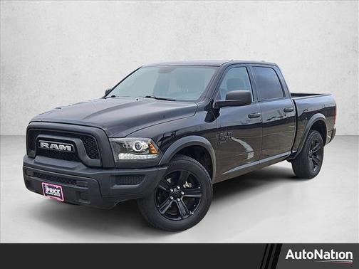 2024 RAM 1500 Classic Warlock Crew Cab 4x2 5'7' Box