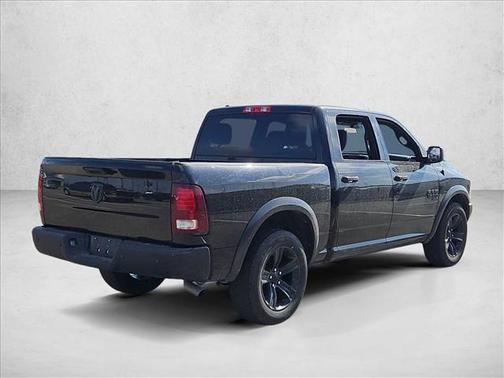 2024 RAM 1500 Classic Warlock Crew Cab 4x2 5'7' Box