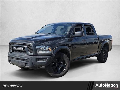 2024 RAM 1500 Classic Warlock Crew Cab 4x2 5'7' Box