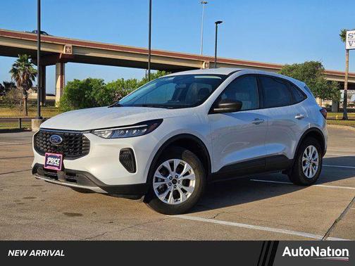 Space Silver Metallic 2025 Ford Escape Active