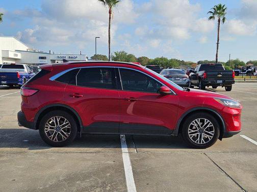 2021 Ford Escape SEL