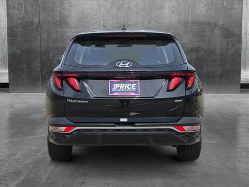 2024 Hyundai TUCSON SE