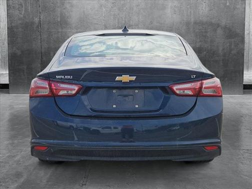 2022 Chevrolet Malibu FWD LT