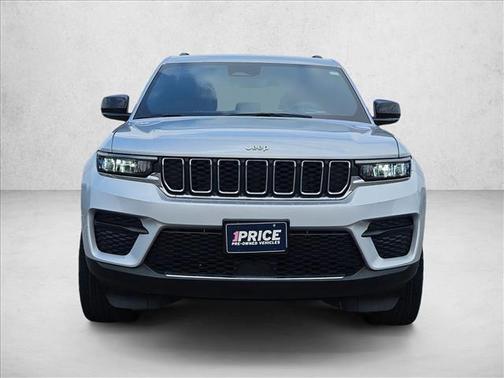 Silver Zynith 2024 Jeep Grand Cherokee Laredo