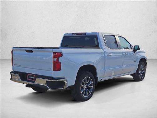 Summit White 2026 Chevrolet Silverado 1500 LT