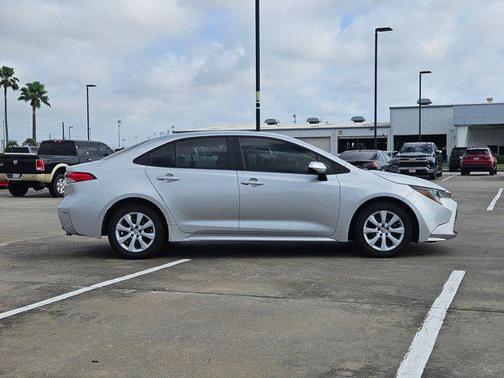 Classic Silver Metal 2024 Toyota Corolla LE