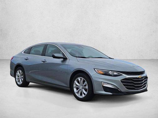 Sterling Gray Metallic 2025 Chevrolet Malibu FWD 1LT