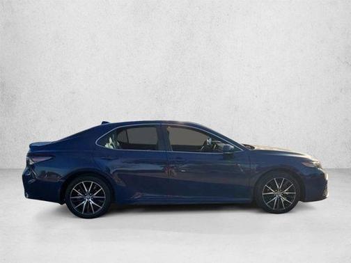 Reservoir Blue 2024 Toyota Camry SE