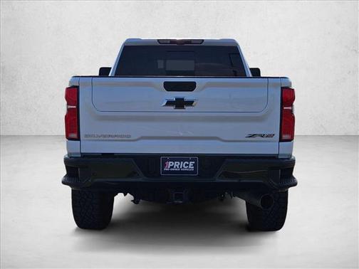 2025 Chevrolet Silverado 2500 4WD Crew Cab Standard Bed ZR2